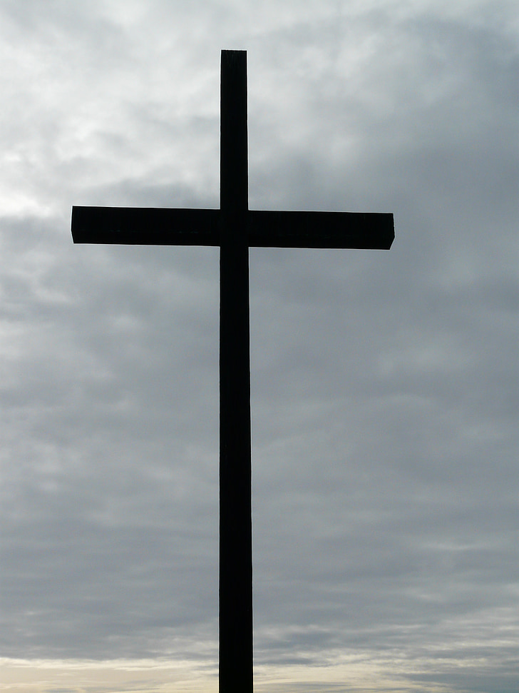 Cross, Lerchenberg, krigskirkegård, Memorial