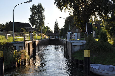 lock, müritz, water way, channel, water, barrage, canal