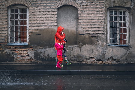 rain, raincoat, portrait, eople, street, kids, color