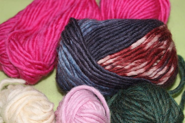 wool, hand labor, cat's cradle, colorful, tinker
