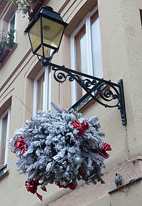 Colmar, dekorácie, Vianoce, Lampáš