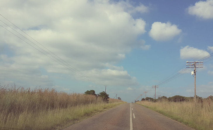 rural, estrada, linhas eléctricas, grama, céu, nuvens