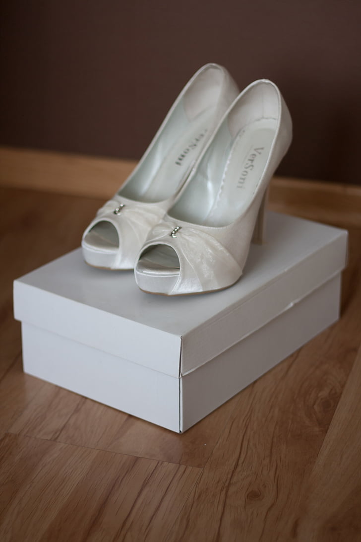 сватба, обувки, higheels, бяло