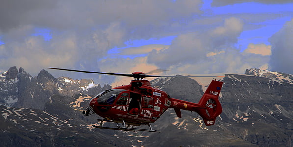 secours en montagne, hélicoptère de sauvetage, service de secours de montagne, sauvetage de haute altitude, mouche