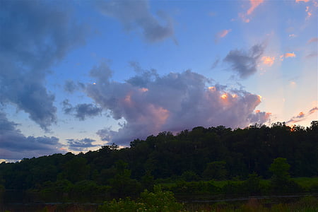 oblaky, Sky, západ slnka, pole, Príroda, Príroda, Mountain