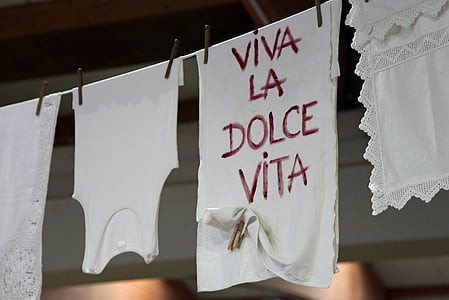 skalbykla, Apatinis trikotažas, sausas, rankšluostis, La dolce vita, Viva, Italija
