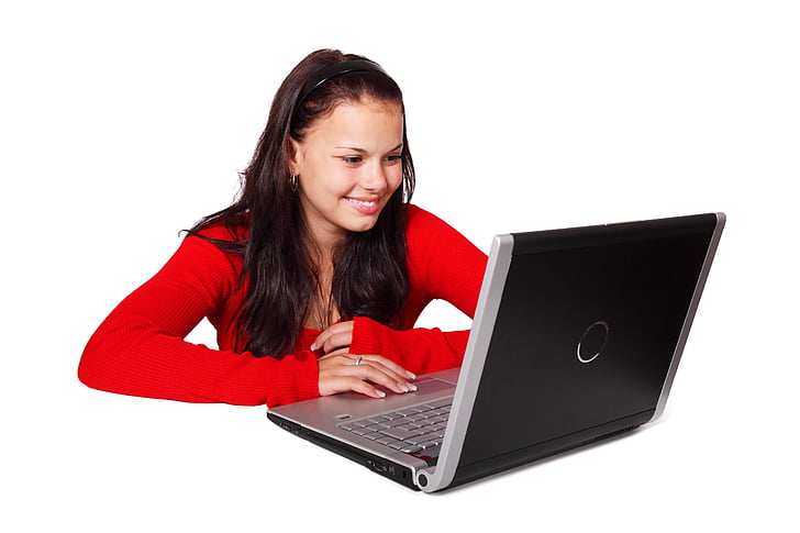 kvinna, röd, lång, ärm, skjorta, med hjälp av, bärbar dator