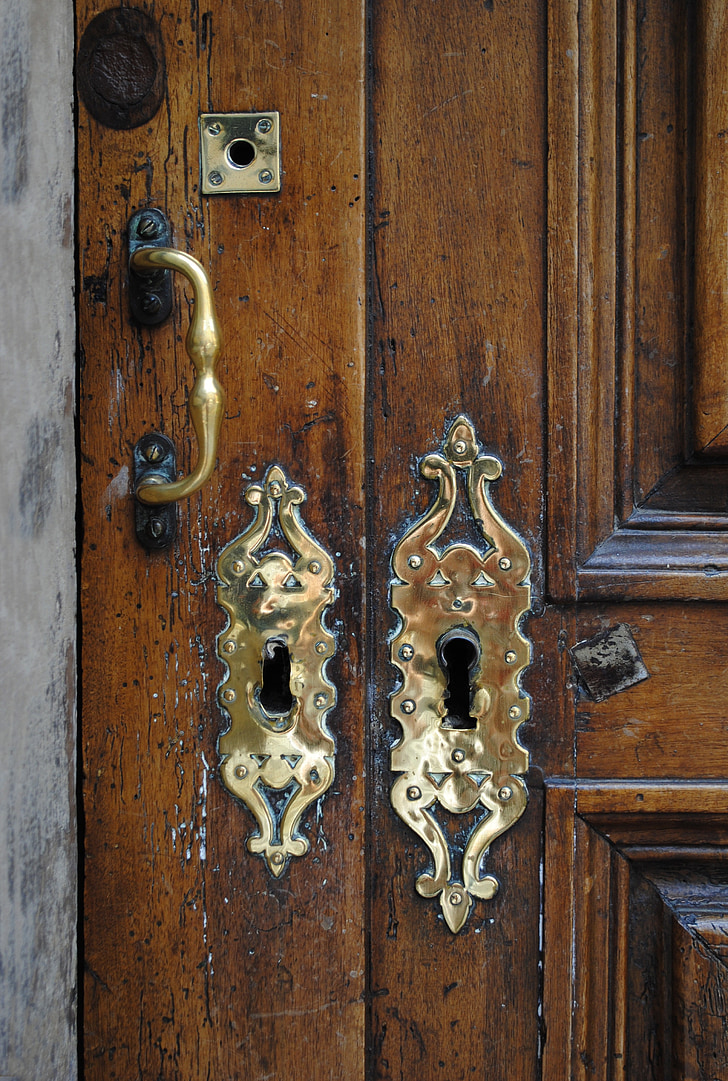 durys, jungiamosios detalės, Žalvaris, medienos, pilis, rankena, senas