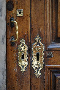 durys, jungiamosios detalės, Žalvaris, medienos, pilis, rankena, senas