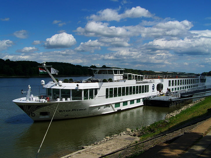 bateau de luxe, Danube, Ship harbour mohács, bateau nautique, transport, Harbor, voyage