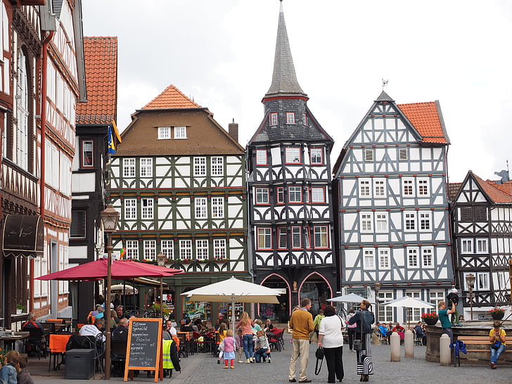 guild house, fritzlar, downtown, fachwerkhäuser, historic old town, stadtmitte, marketplace