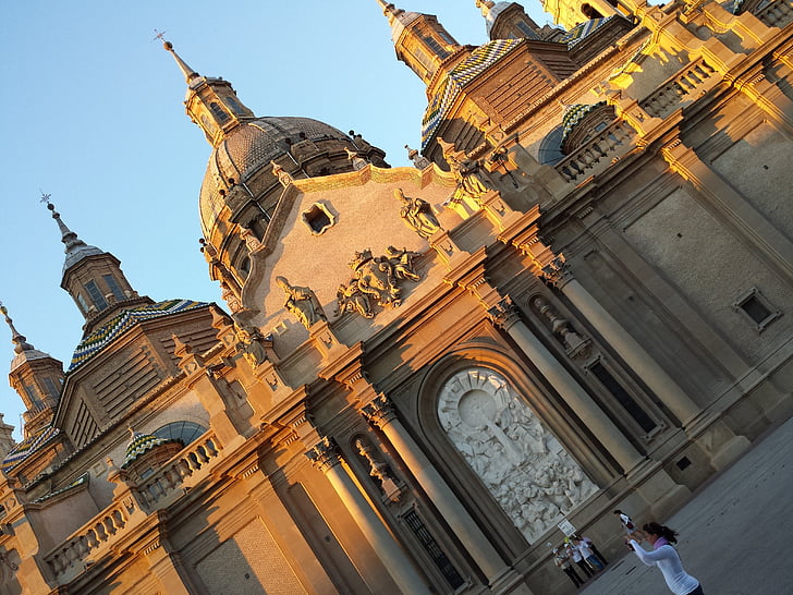 Zaragoza, Spanien, sommar, Domkyrkan, Basilica