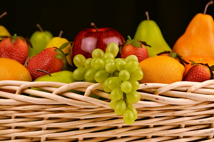 frugtkurv, druer, æbler, pærer, jordbær, kurv, mad