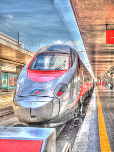 vlakem, Itálie, HDR