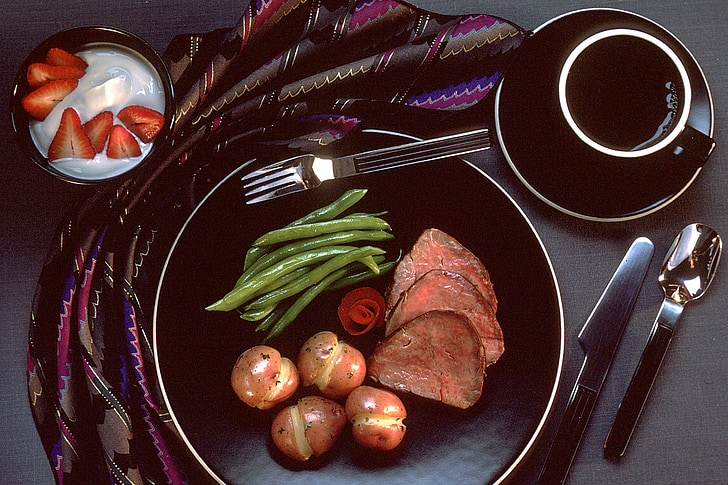 저녁 식사, 쇠고기, 감자, 녹색 콩, 커피, 제품, 플레이트