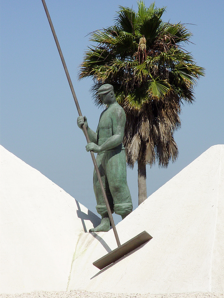 Puerto real, Spanyolország, műemlékek, szobrászat, munkavállalók, só