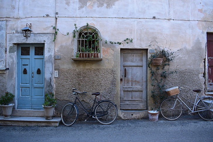 bicycle, bike, wall, street, door, apartment, building