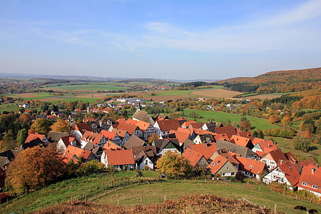 poble, cases, paisatge, bosc de Teutoburg, tardor, schwalenberg