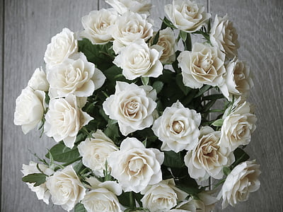róże, bukiet róż, bukiet, biały, żółty, Widok z góry, romantyczny
