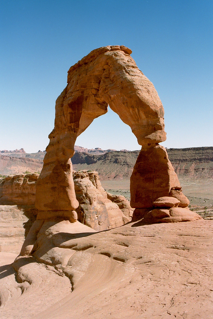 delicate arch, rock, formation, sandstone, moab, arches, sand
