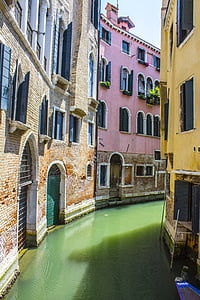 Velence, város, Családi házak, víz, csatorna, színek, csatorna