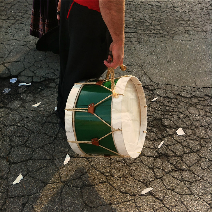 drum, drummer, cracked, parade, asphalt