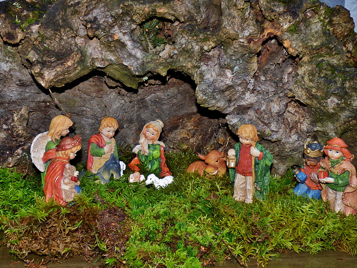 nativity scene, christmas, joseph, jesus, manger, cave, moss