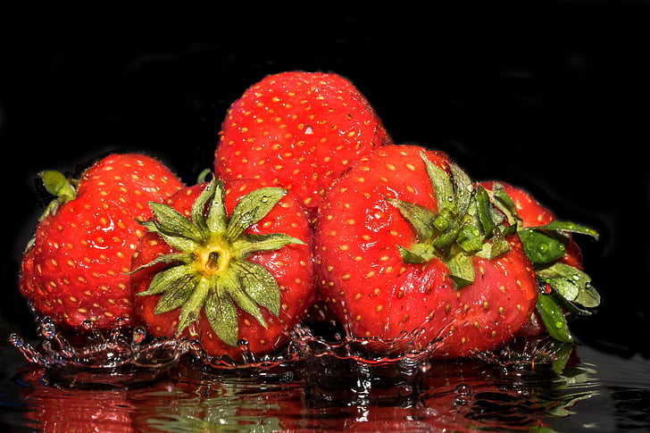 maasikad, puu, puuviljad, Armas, maitsev, toidu, nipsakas Suli