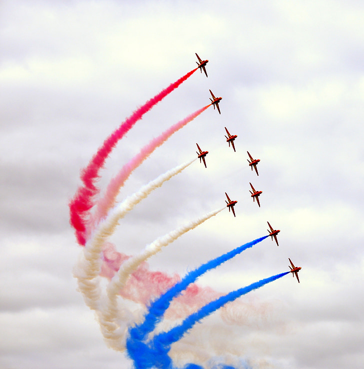 piros nyilak, Farnborough, légi show, Egyesült Királyság, repülőgépek, repülőgép, repülőgép
