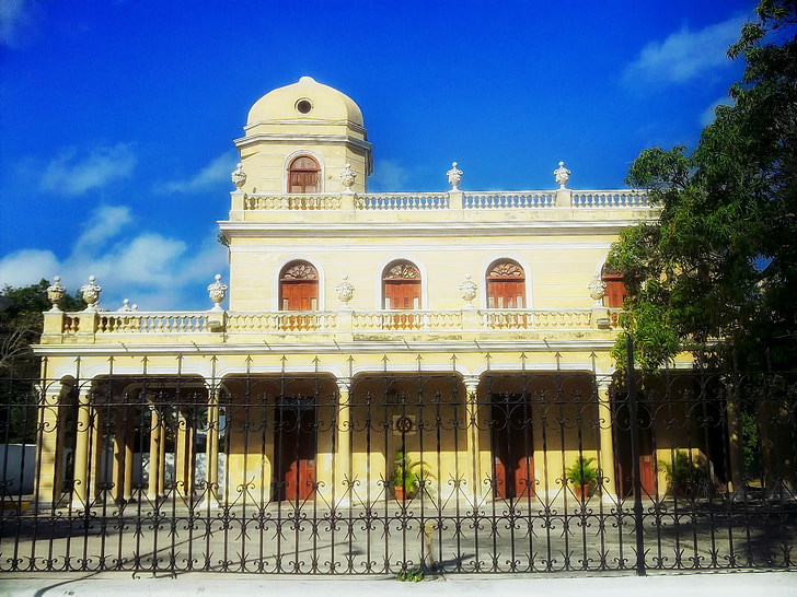 Merida, Yucatan, Mexiko, palác, orientační bod, historické, obloha
