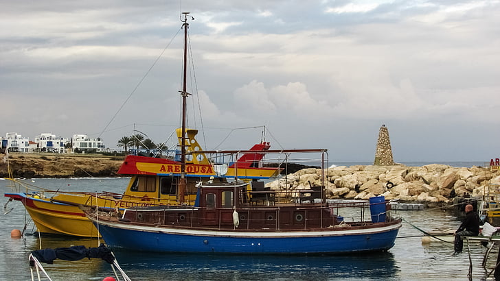 Cypern, Protaras, hamnen, båtar