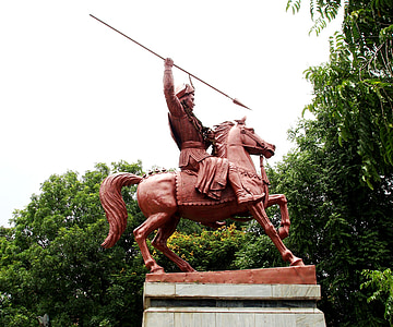 Bajirao peshave staty, Pune turism, Maharashtra tourism, Indien turism, platser i pune, shaniwar wada, turism