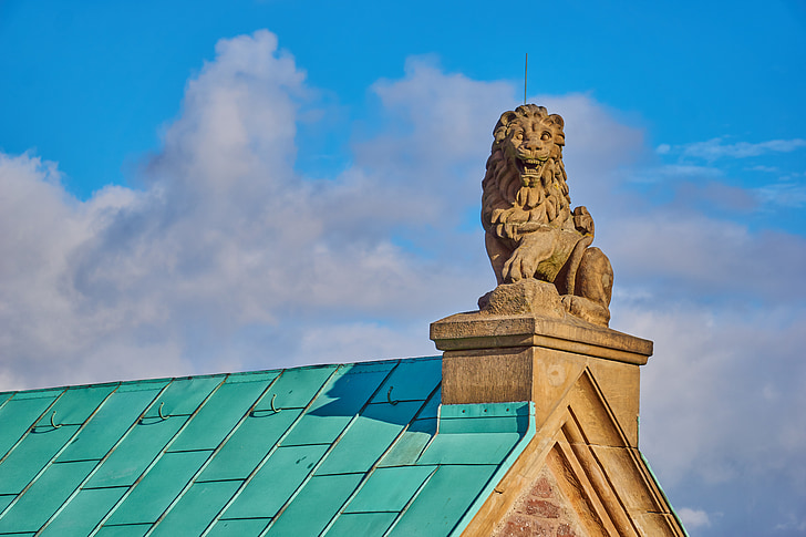 roof, statue, lion, wartburg castle