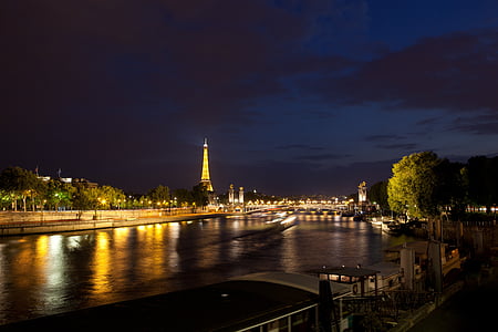 Seine, veža, Eiffel, mesto v noci, Paríž