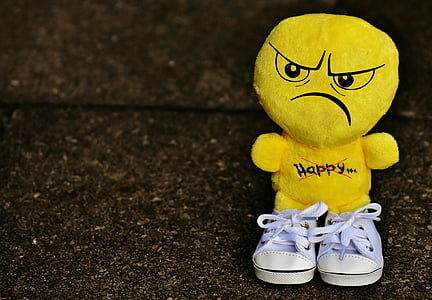 Smiley, mal, chaussures de sport, drôle, émoticône, émotion, jaune