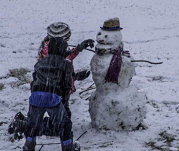 snowman, snowing, kids, wet, winter, driving, building