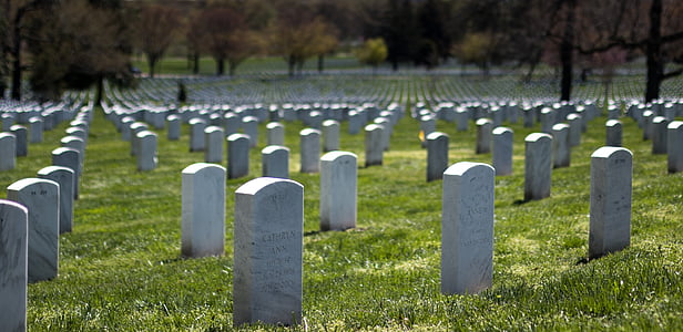 Arlington valsts kapos, kapakmeņu pamatnēm, militāro kapa, kapos, kapa piemineklis, atceres, kapu