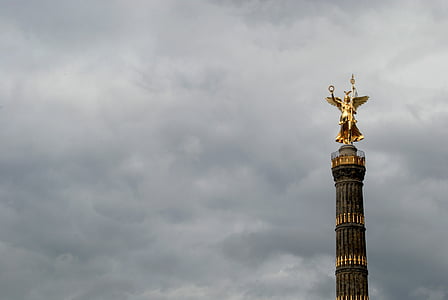 Berlín, Monumento, nubes, Alemania, símbolo, Turismo, Torre