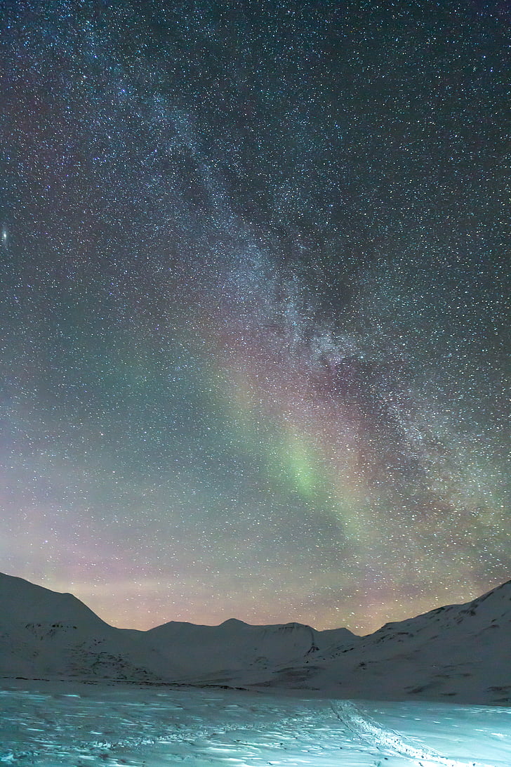 galaxy, northen lights, auroras, arctic, snow, longyearbyen, light phenomenon