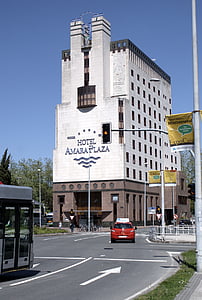 modernissa rakennuksessa, San Sebastián, arkkitehtuuri