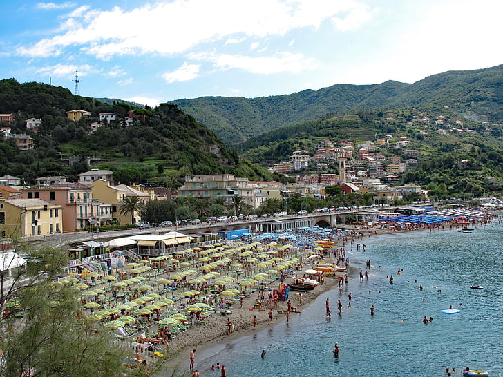 Moneglia, Italia, Liguria, Pantai, payung, payung, musim panas