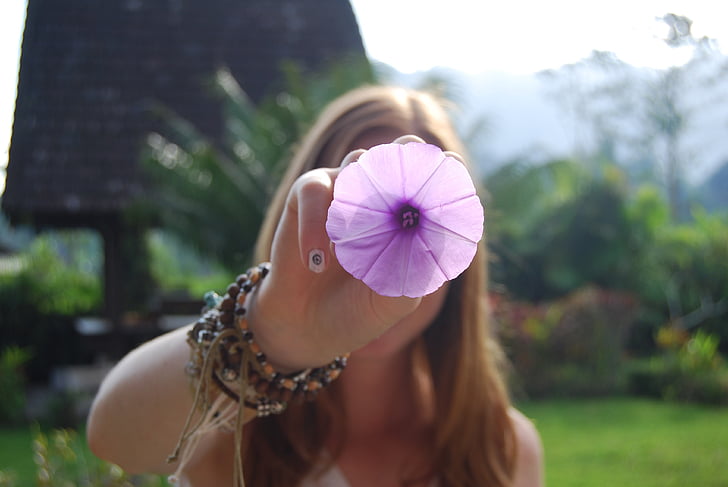 mergaitė, skėtis, gėlė, sodas, violetinė
