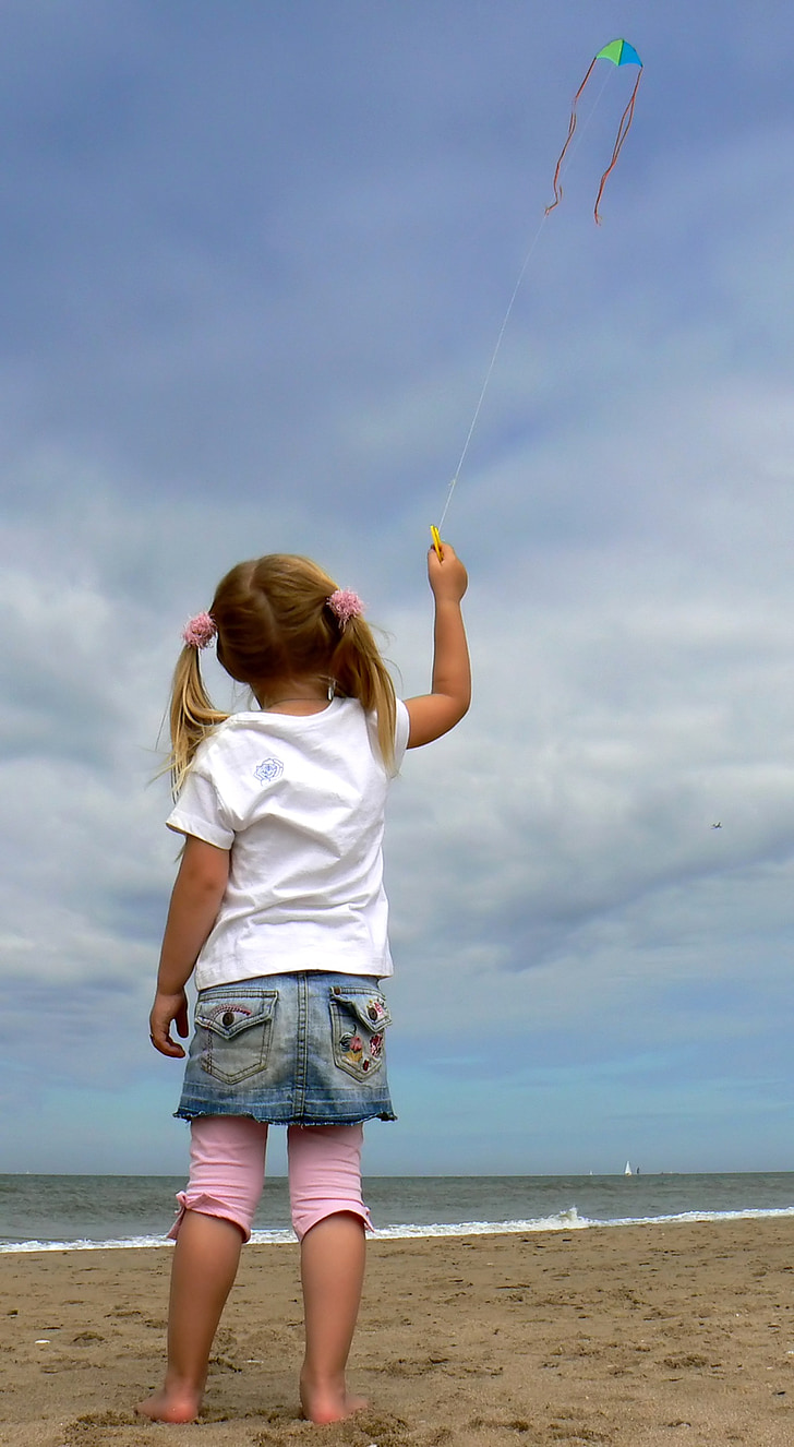 kite, child, sky, beach, lottle, girl, little girl