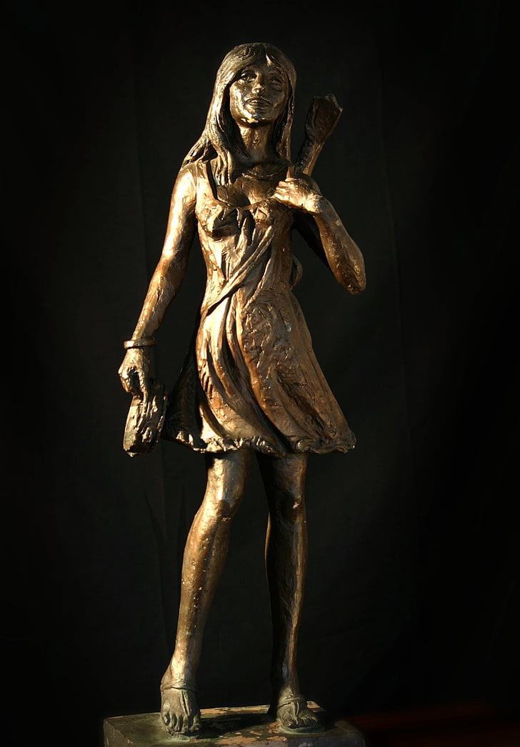 jeune fille, hippie, fleur enfant, sculpture, Pierre de fonderie, revêtement en bronze