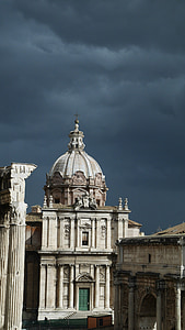 Roma, Roma, pilkas dangus, Palatino