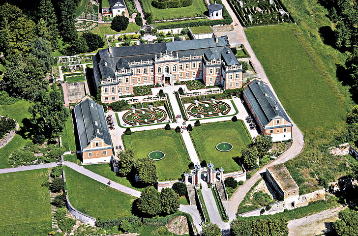Schloss, New castle, Luftbild, Rokoko Schloss, wunderschöne historische Wahrzeichen