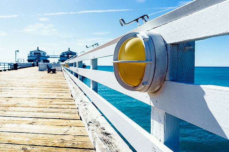yellow, signal, light, white, wooden, dock, handrail