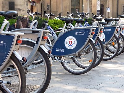 cyklar, City-cyklar, pakethållare, cykel lampor, Kraków, cykel, Street