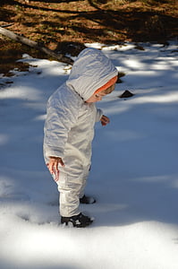 kūdikis, sniego, šiltas, žiemą, vaikas, mažai, bamblys