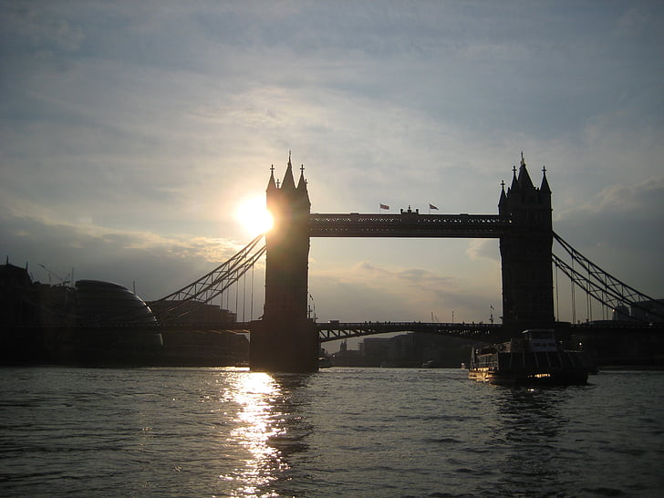 Londyn, Tower bridge, River thames, zachód słońca, Wieczorem
